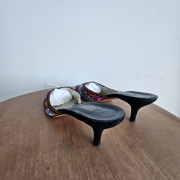 EMMA HOPE ITALY Hand Sewn Embroidered Pointed Kitten Heel Mule Shoes - Picture 8 of 16